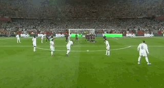 马卡：吕迪格和楚阿梅尼搭档出场，皇马的胜率达到了77%