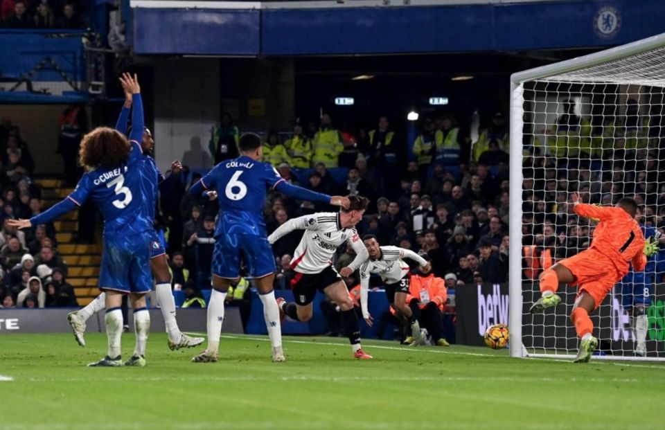 库里31+7+7三分雨浇灭雄鹿！关键绊倒险酿冲突，勇士替补奇兵轰22分赛季新高