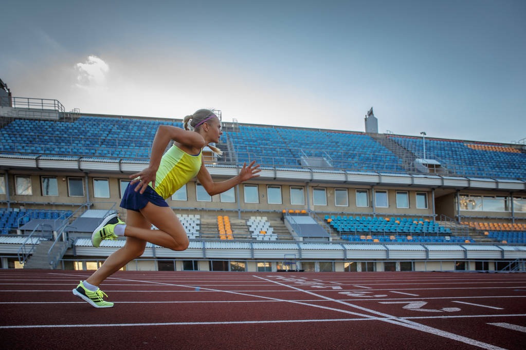 完败！杜兰特30+2，波津30+8，独行侠收大礼，附加赛格局改变